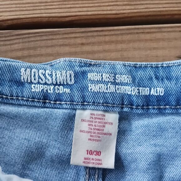Mossimo high rise, distressed Jean shorts size 10 - Picture 3 of 10